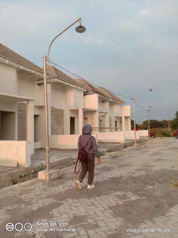 dijual rumah ds sidowungu