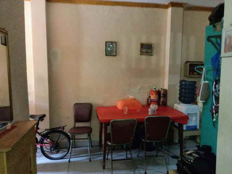 dijual rumah duren sawit