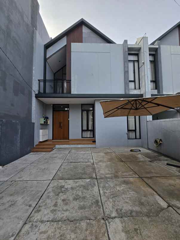 dijual rumah duren sawit jaktim