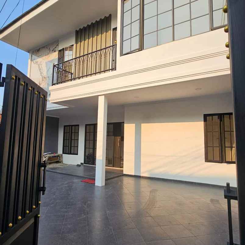 dijual rumah fatmawati