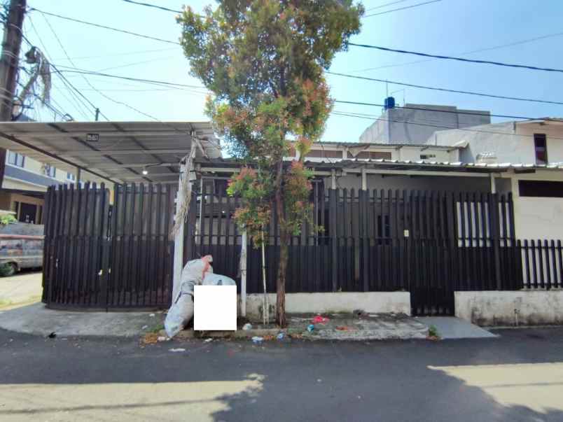 dijual rumah gading elok kelapa gading