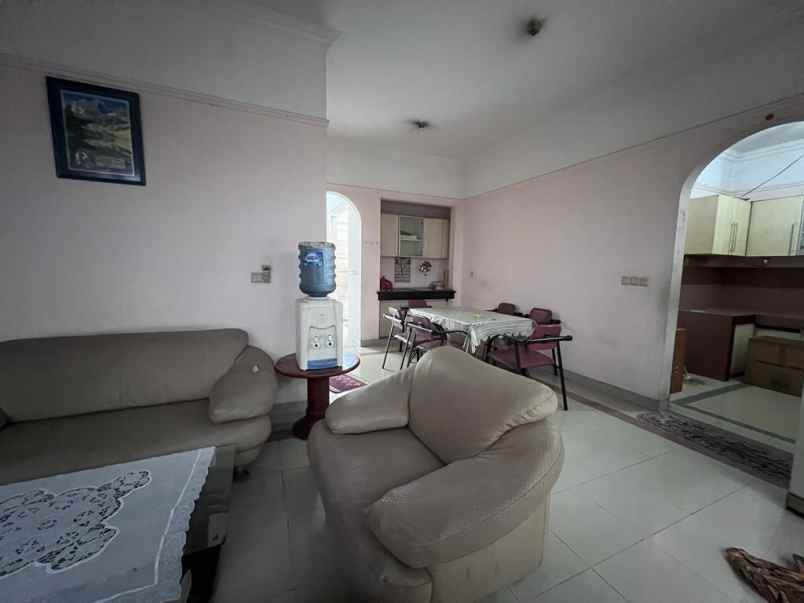 dijual rumah gading riviera