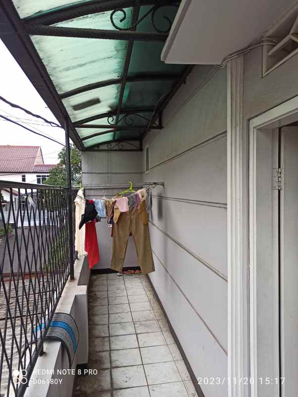 dijual rumah gang h tahyati