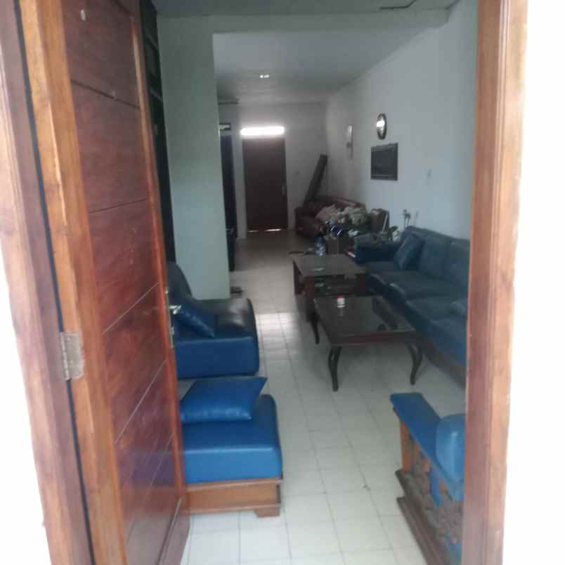 dijual rumah gatot subroto