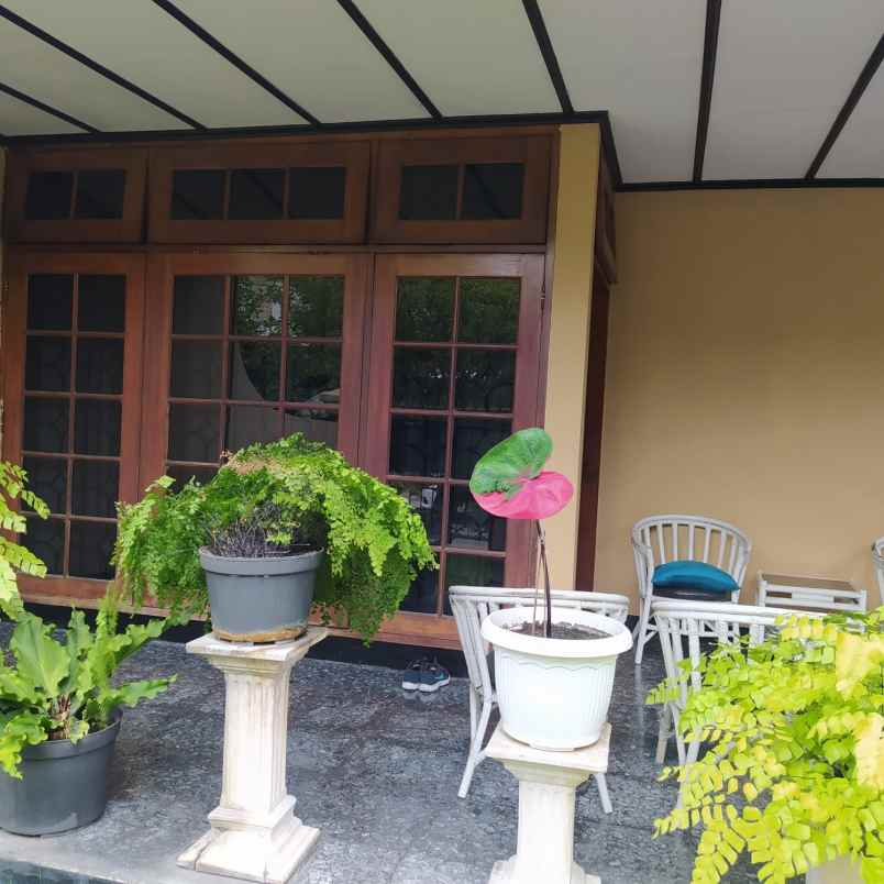 dijual rumah gayungsari