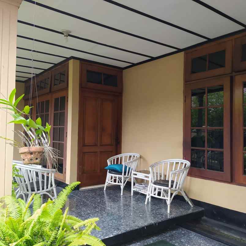 dijual rumah gayungsari