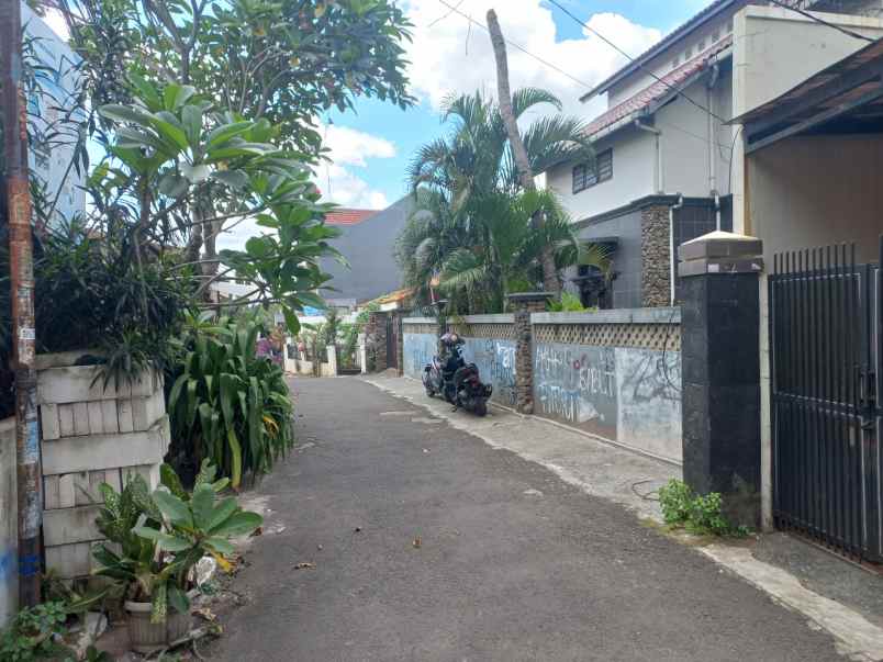 dijual rumah gelatik atas bintaro