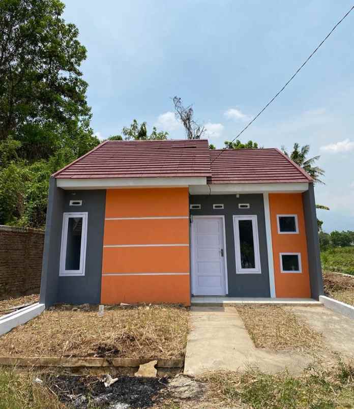 dijual rumah getasan kec depok kab