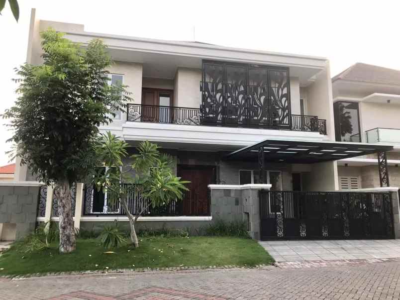 dijual rumah graha famili