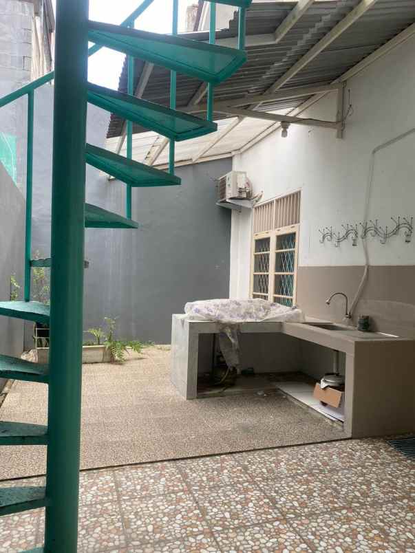 dijual rumah grand galaxy jaka setia