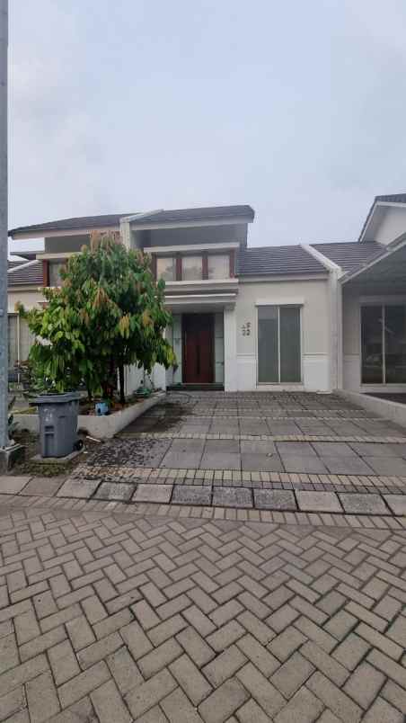 dijual rumah grand harvest