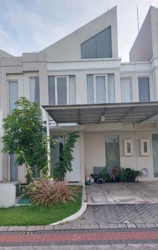 dijual rumah grand pakuwon adelaide