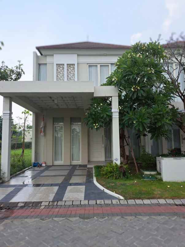 dijual rumah grand pakuwon cluster brisbane
