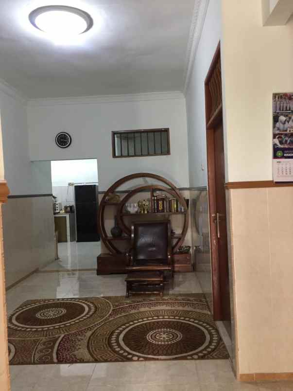 dijual rumah griya kebraon