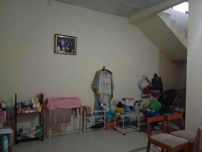 dijual rumah gumung batu