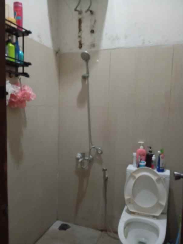 dijual rumah gumung batu