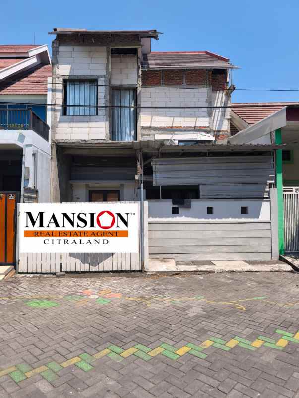 dijual rumah istana mentari