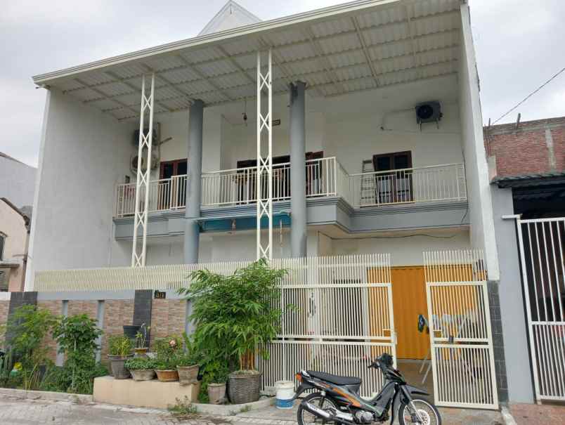dijual rumah istana mentari