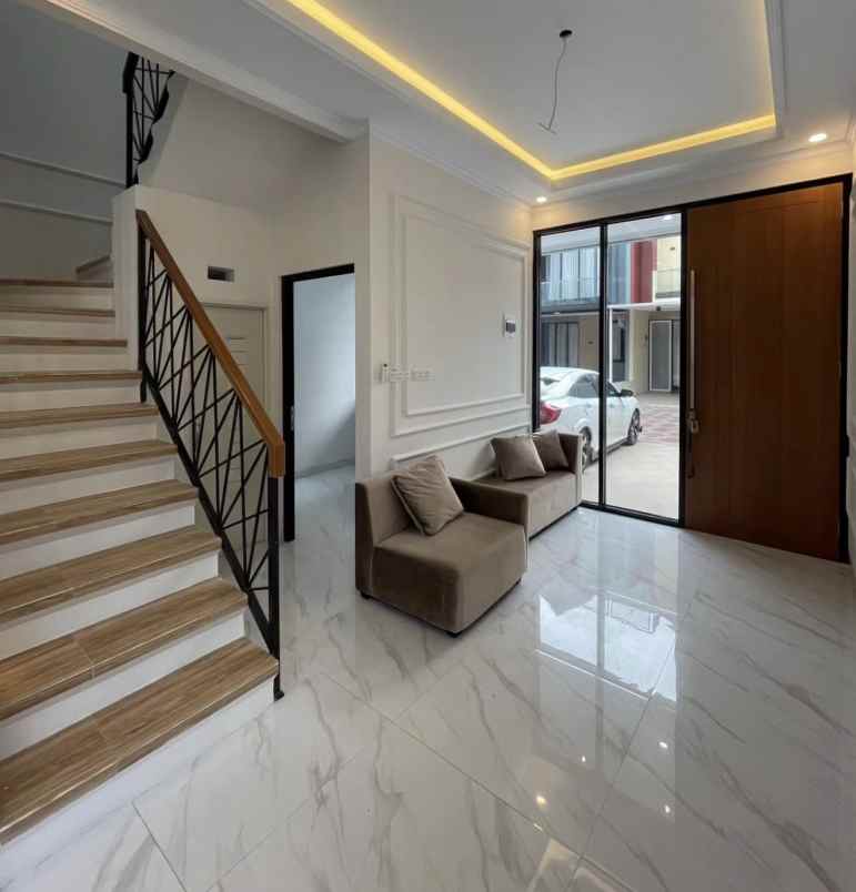 dijual rumah jagakarsa jakarta selatan