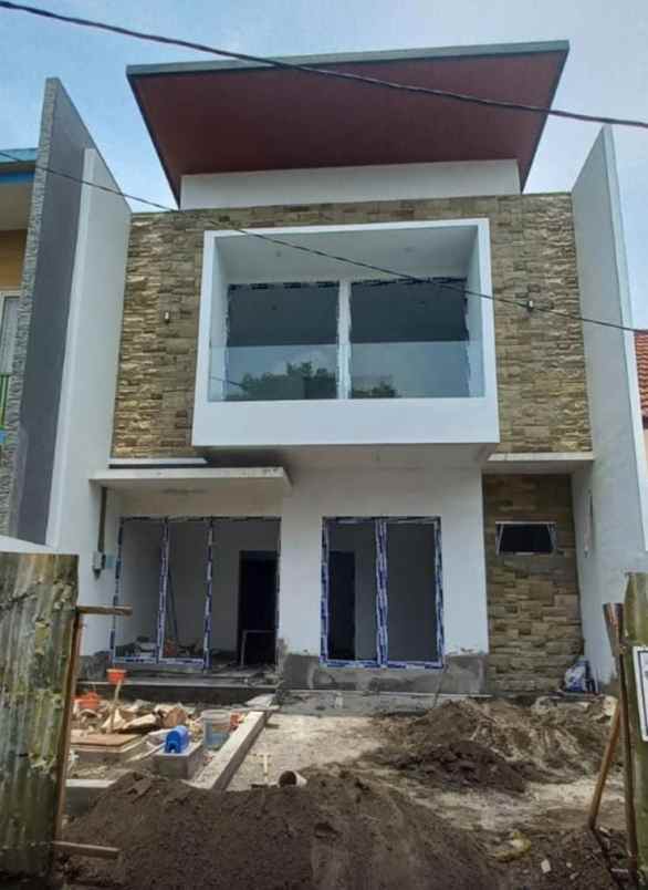dijual rumah jalan bukit palma