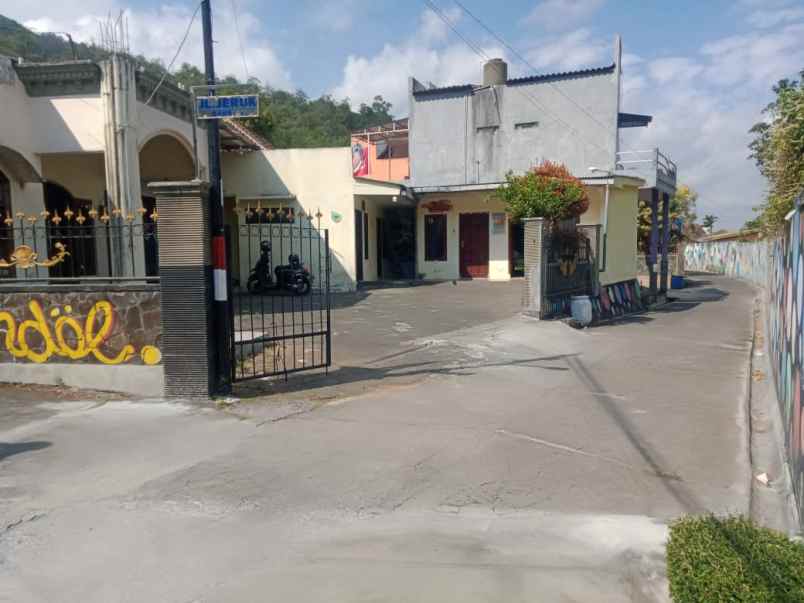 dijual rumah jalan jeruk songgoriti