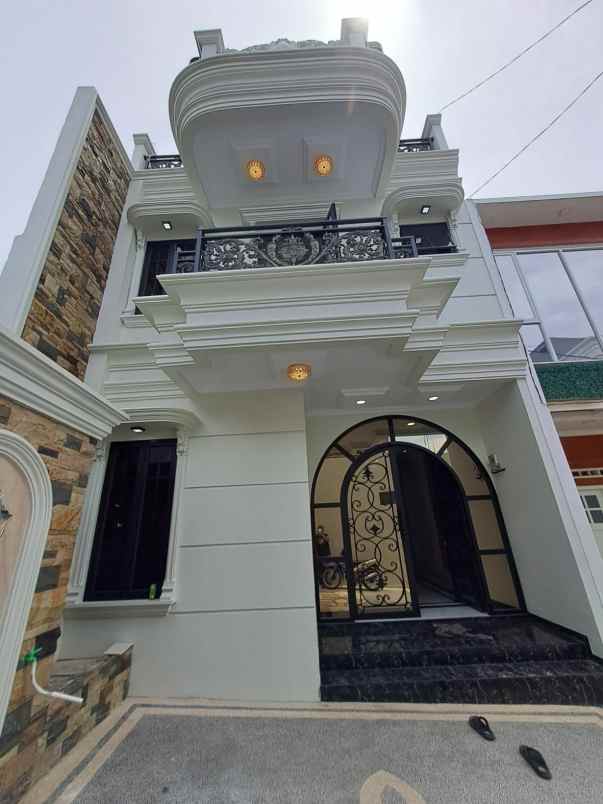 dijual rumah jalan kahfi 2 jagakarsa