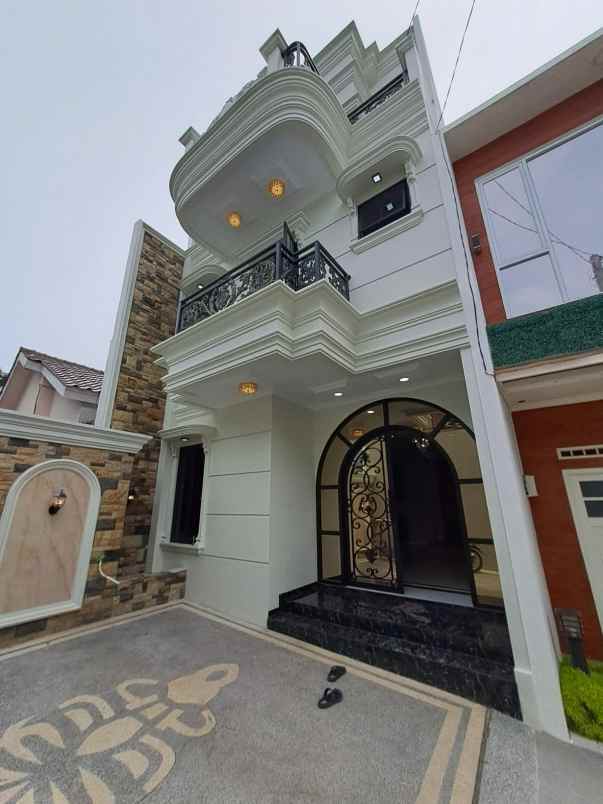 dijual rumah jalan kahfi 2 jagakarsa