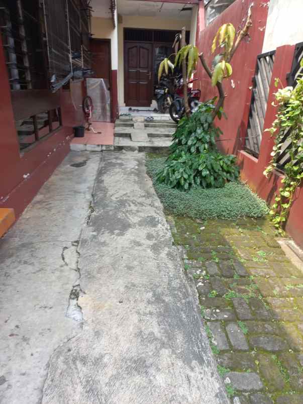 dijual rumah jalan kebagusan 1