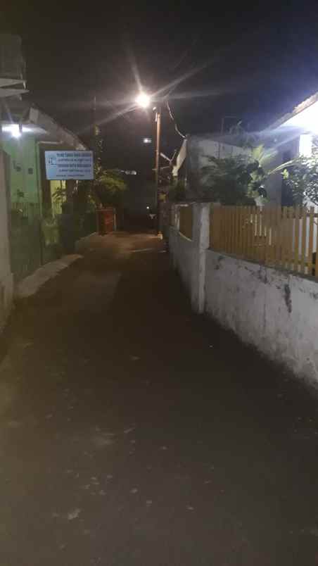 dijual rumah jalan lengkong kel bidara