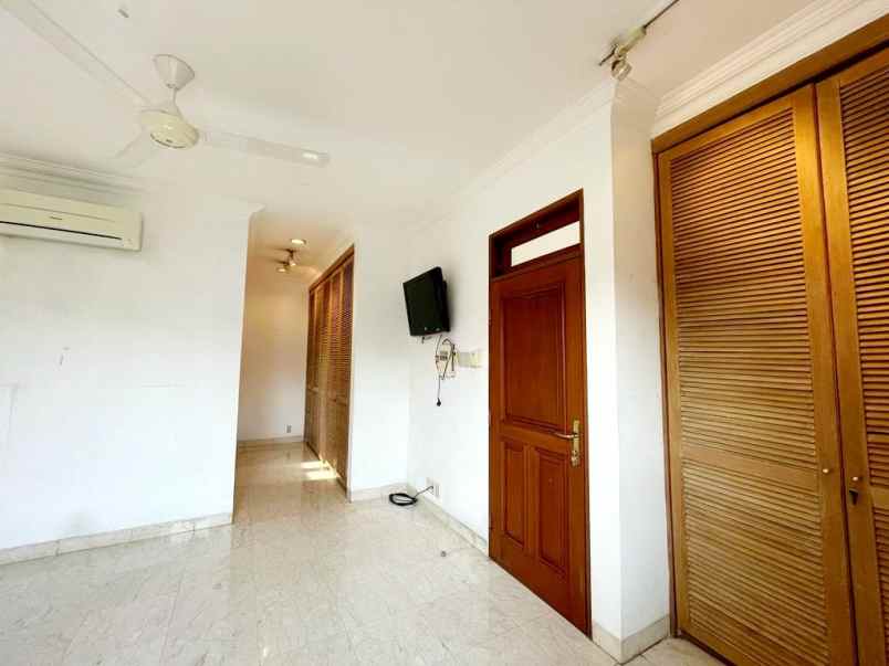 dijual rumah jalan pejaten barat