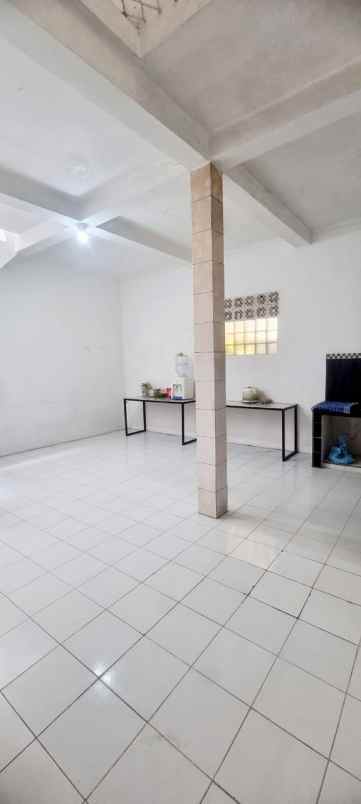 dijual rumah jalan pondok mas
