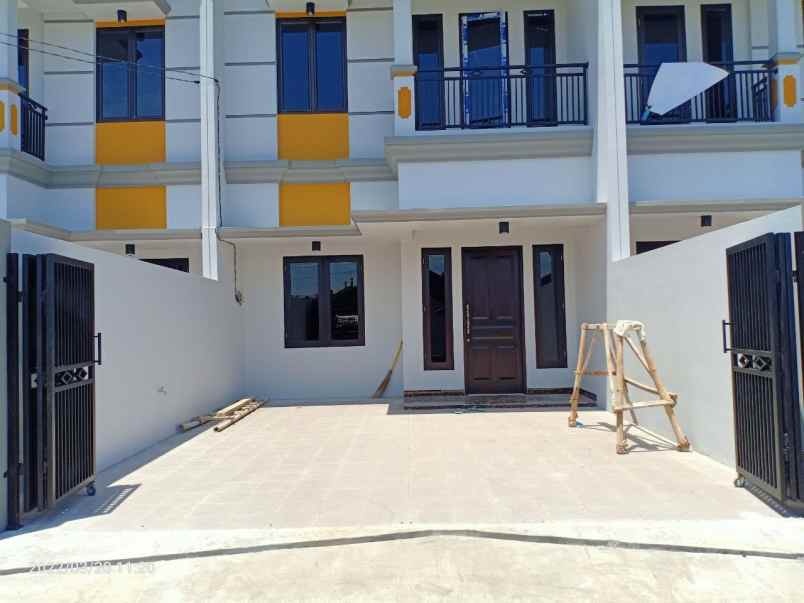 dijual rumah jalan ratna