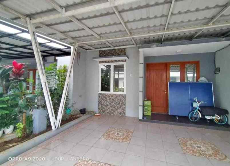 dijual rumah jalan raya pinang pamulang