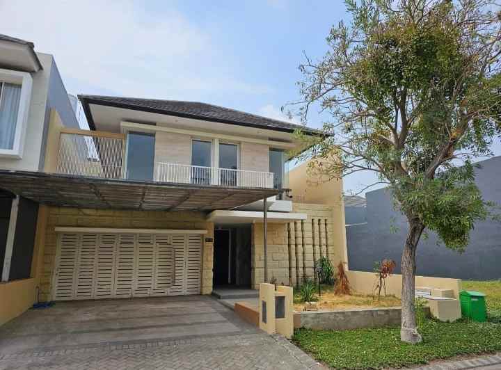 dijual rumah jalan royal residance