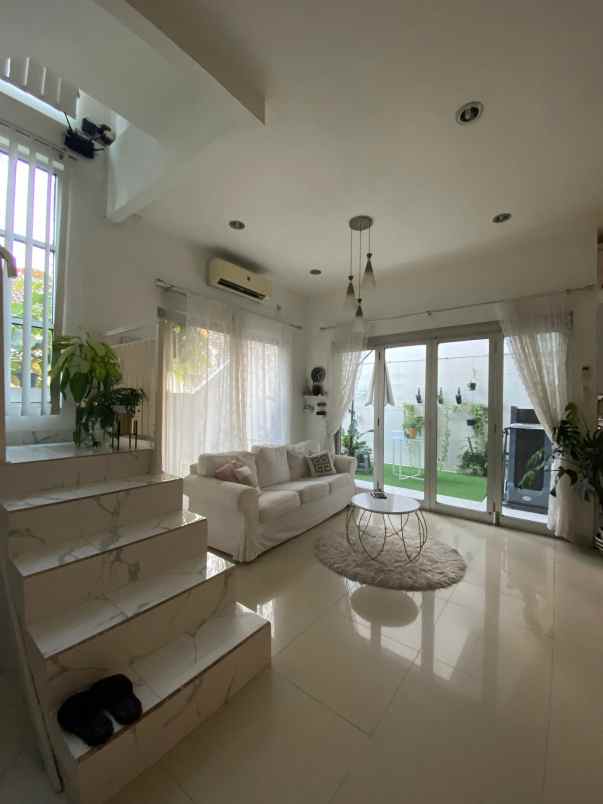 dijual rumah jatiasih