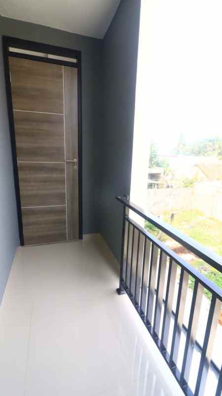 dijual rumah jatirasa