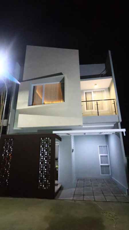 dijual rumah jatirasa