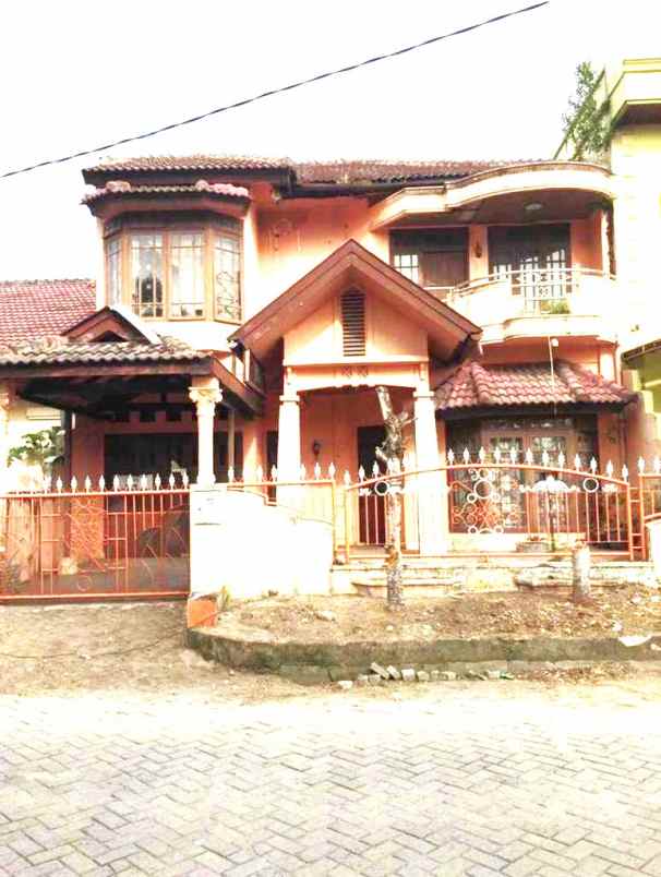 dijual rumah jl asrama komplek bumi
