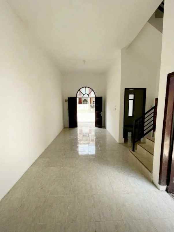 dijual rumah jl bajak 2