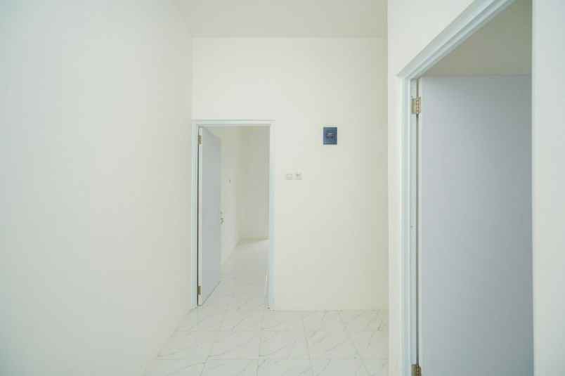 dijual rumah jl batu giok jembatan 14