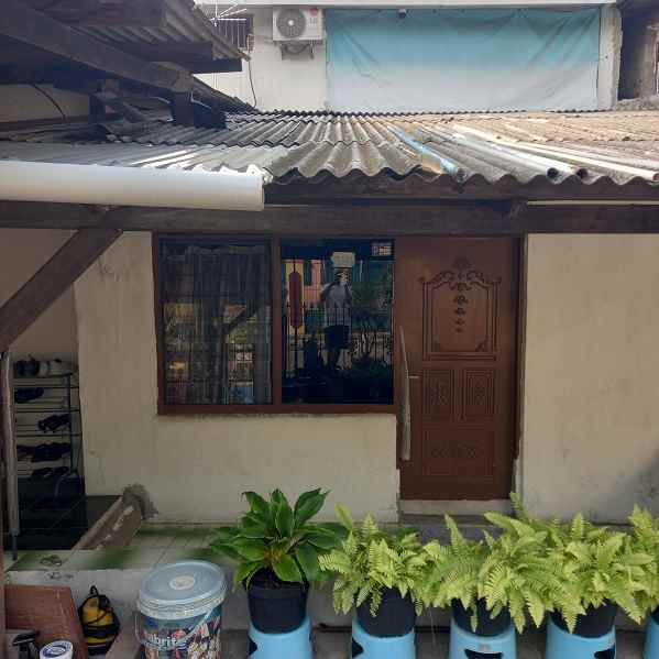 dijual rumah jl belut raya no 168