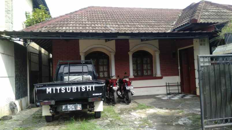 dijual rumah jl bogor raya permai