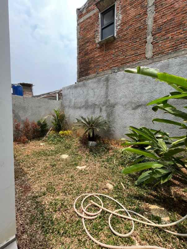 dijual rumah jl bukit paduan serua indah