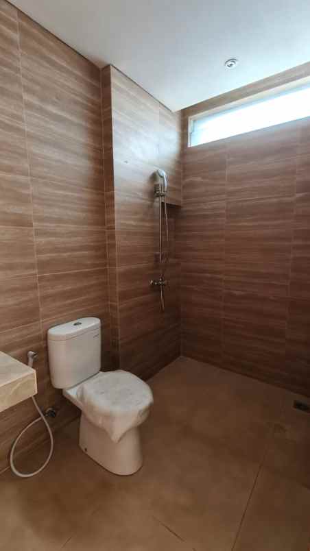 dijual rumah jl cimahi