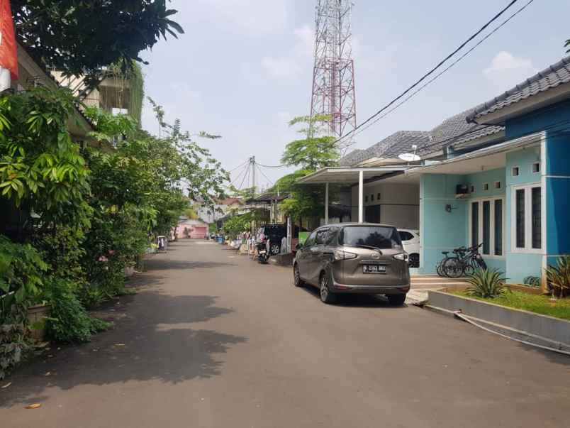 dijual rumah jl h salim tugu kec