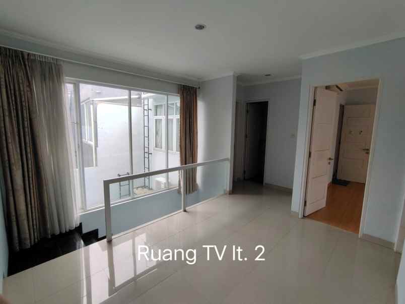 dijual rumah jl jagakarsa raya jakarta