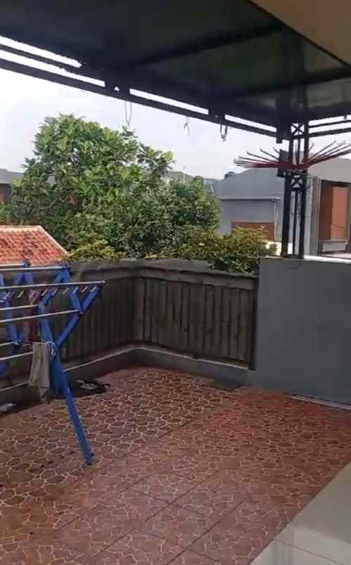 dijual rumah jl kemiri pondok cabe