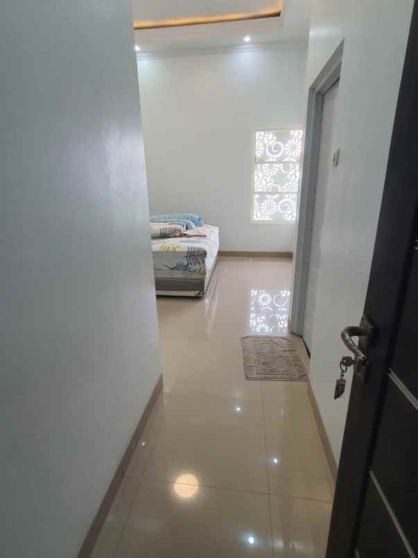 dijual rumah jl keputih tegal