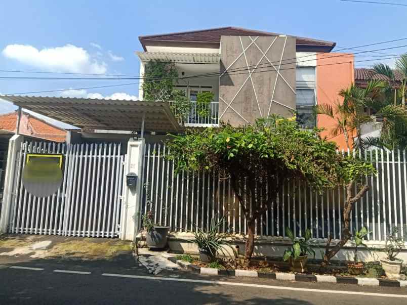 dijual rumah jl komplek abadi duren