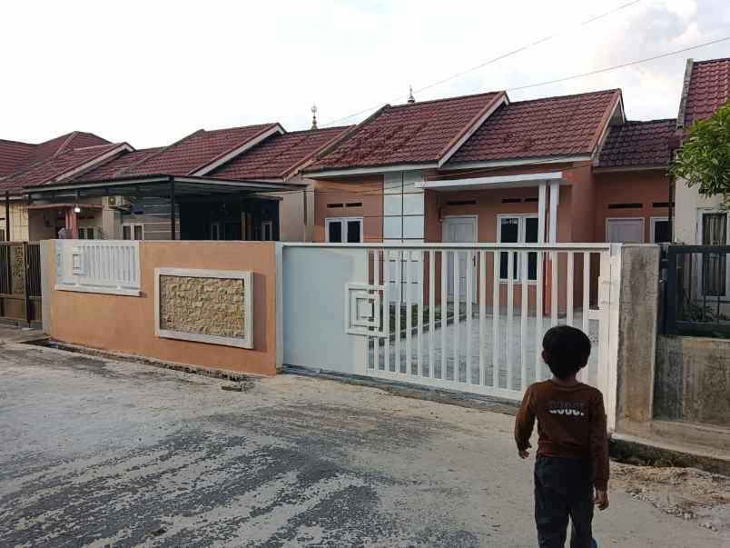 dijual rumah jl matoa raya